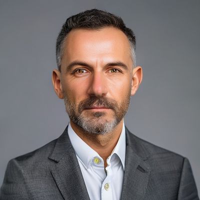 Petar Bušić, mag. comm.